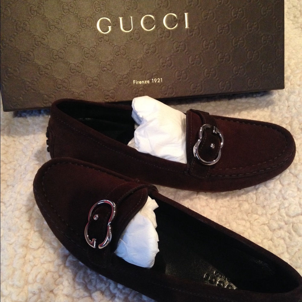 Gucci suede loafer, only worn twice
